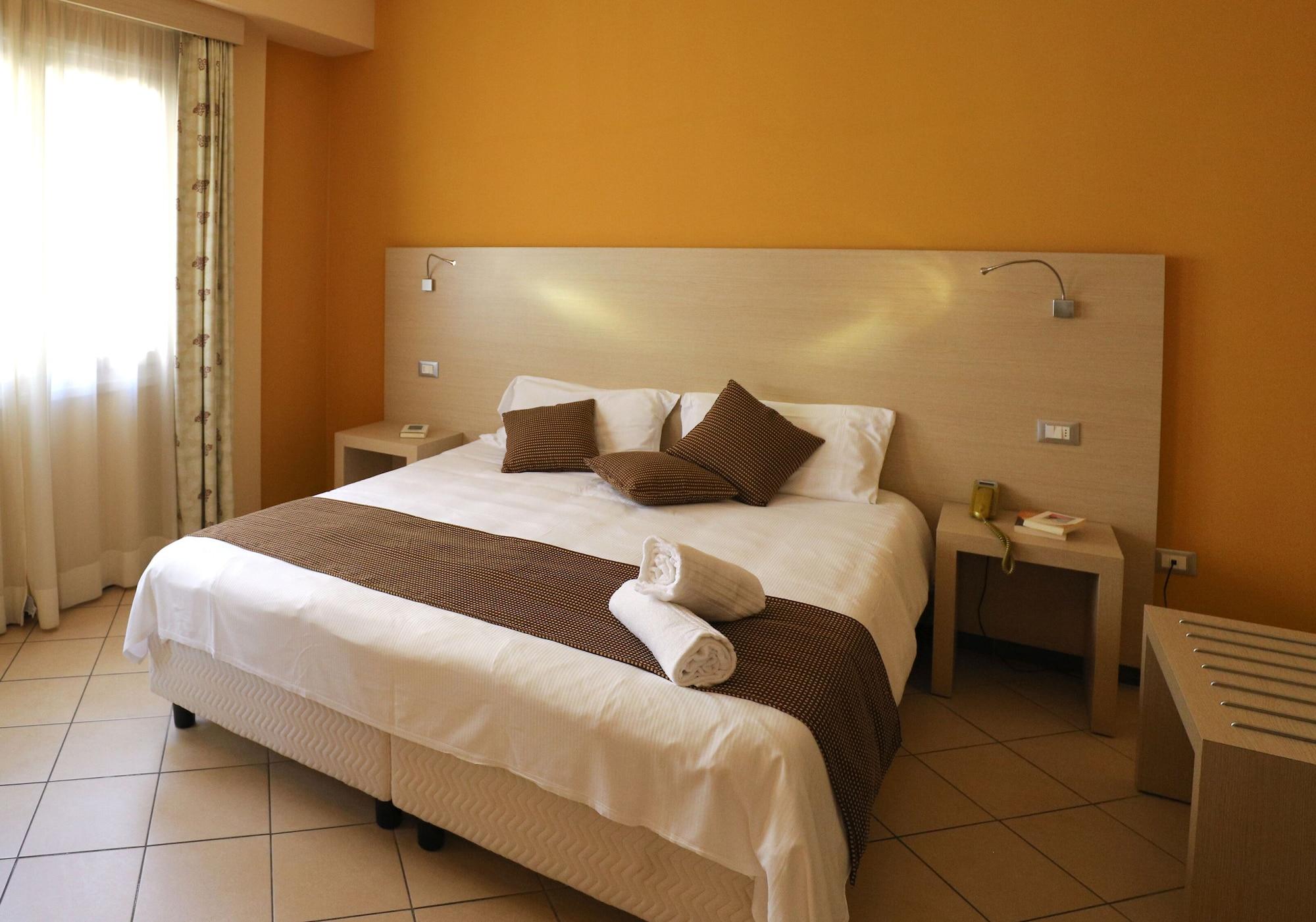 Janus Hotel 4*