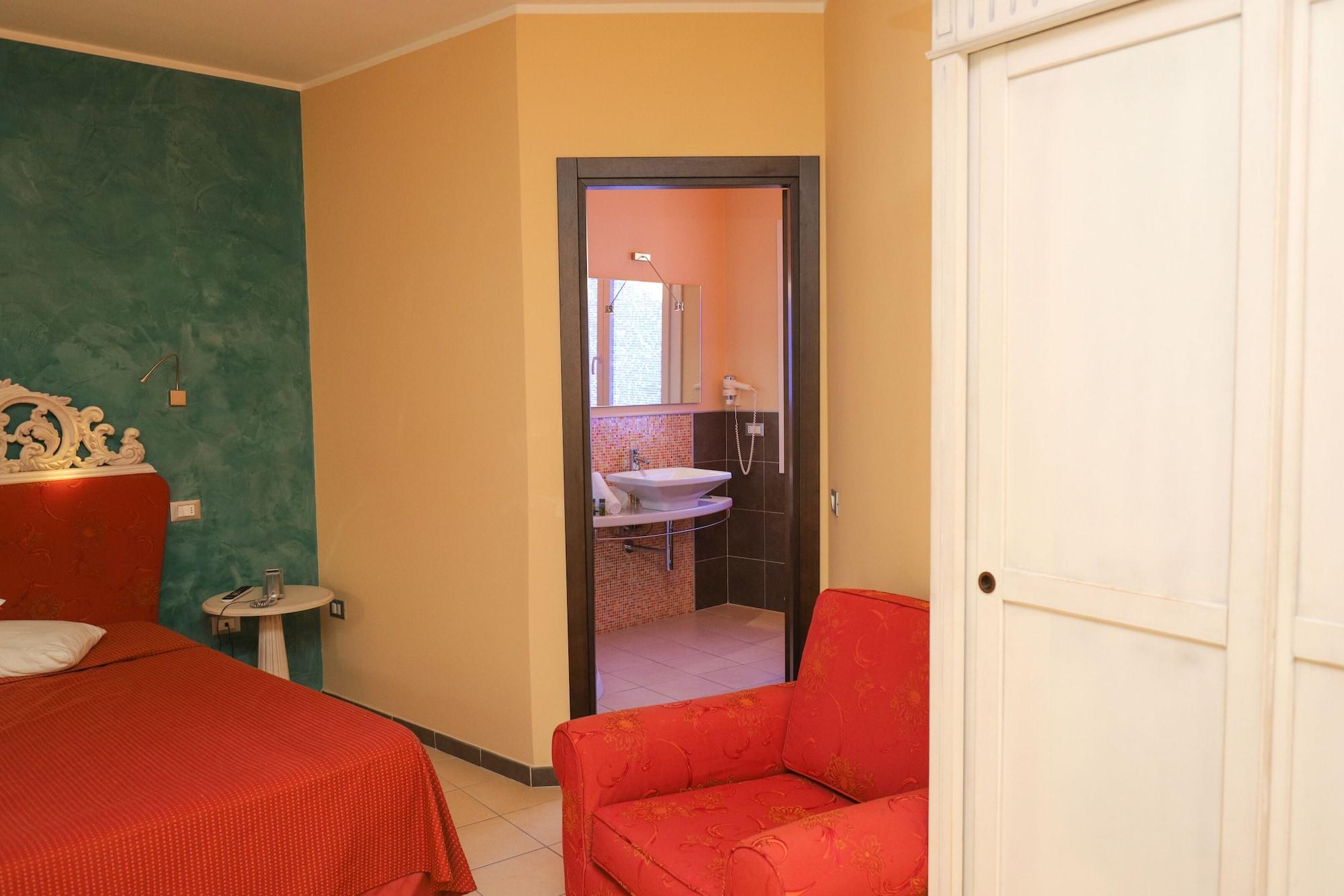 Janus Hotel 4*